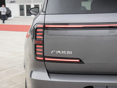 2025�� 180km Ultra ���������״��