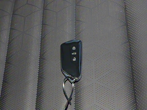 2025�� 380TSI ���������Ѿ�Pro  ������ 6��