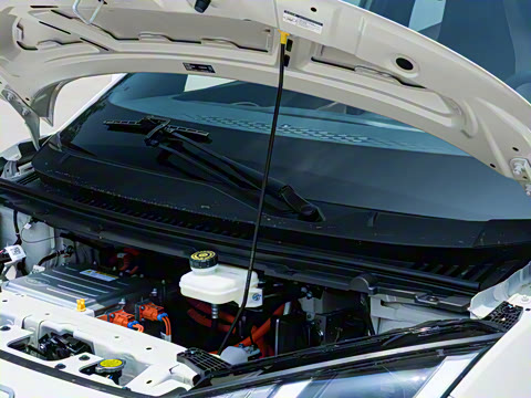 2025�� �Ǽݰ� 405km ���ڰ�