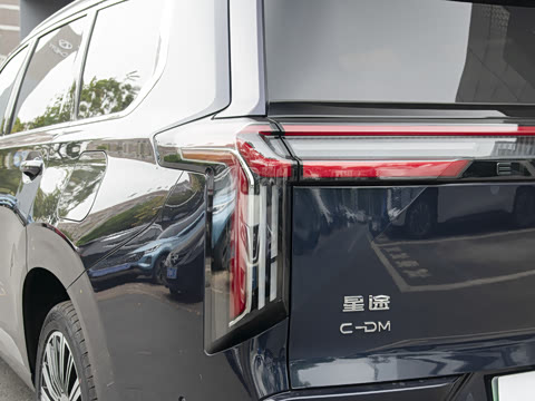 2025�� 180 ��������Ultra���� 7��