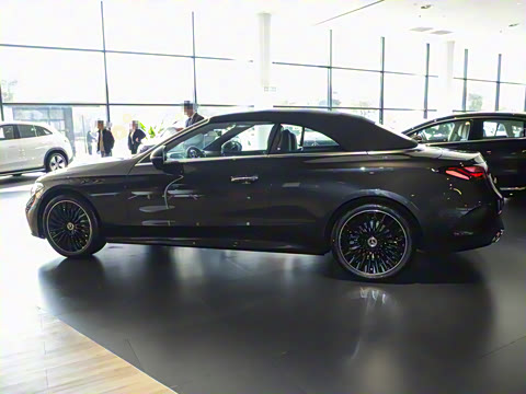 2025�� CLE 260 ������ܳ�