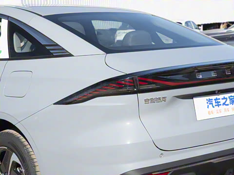 2025�� EM-i 140km ̽��+��