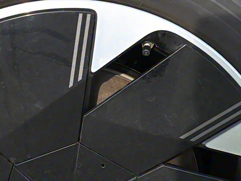 2025�� 600 �������� Max