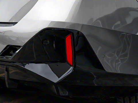 2024�� xDrive M60