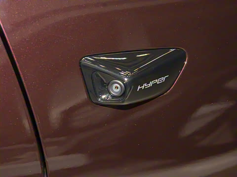 2025�� 825 Max��