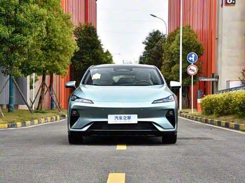 2025�� 230UltraǬ���Ǽ�ADS SE���̰�