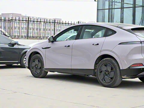 2025�� 625 ������ Max �콢��