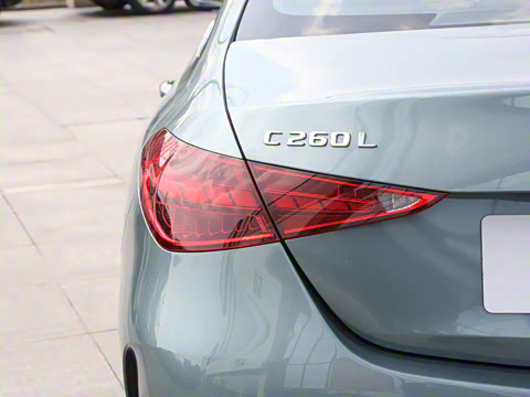 2025�� �Ŀ� C 260 L �˶���