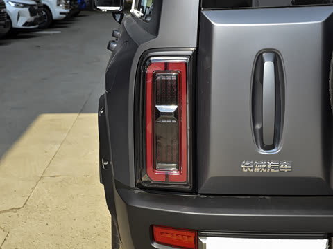 2025�� 2.0T 4WD Pro