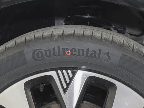 2025�� ���Ĵ� UItra 2.0T ������ �ǻ۾�����