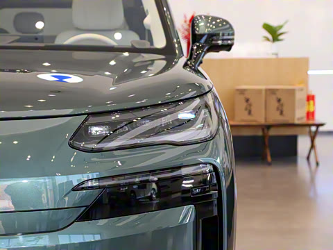 2025�� ������