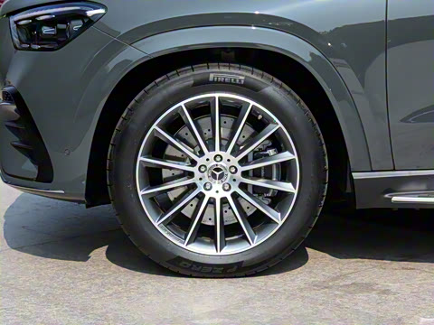 2025�� GLE 450 4MATIC ������