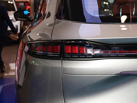 2025�� ���Ĵ� UItra 2.0T ������ �ǻ۾�����