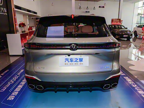 2025�� ���Ĵ� UItra 2.0T ������ �ǻ۾�����