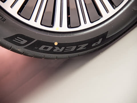 2025�� ���� Ultra�� 53.4kWh 6����