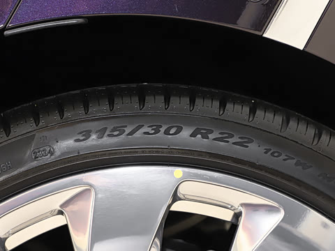 2024�� V8 Edition 8