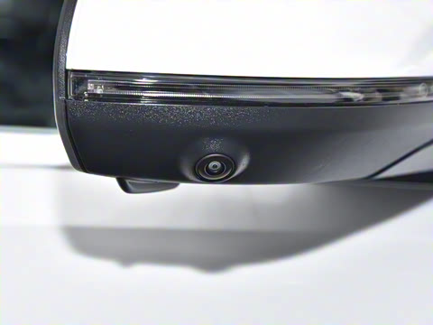 2025�� �Ŀ� C 200 L �˶���