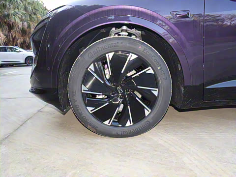 2024�� Pro+���̰�