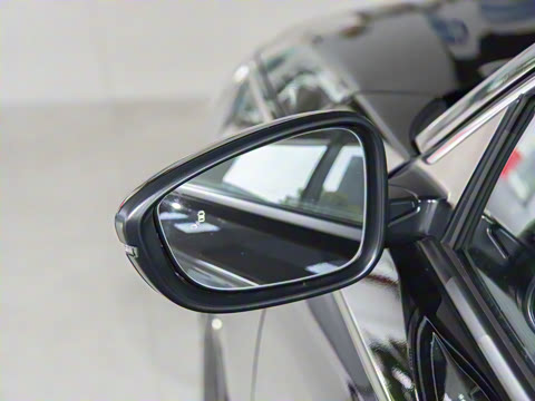 2025�� �˶�ϵ�� 260TURBO ������