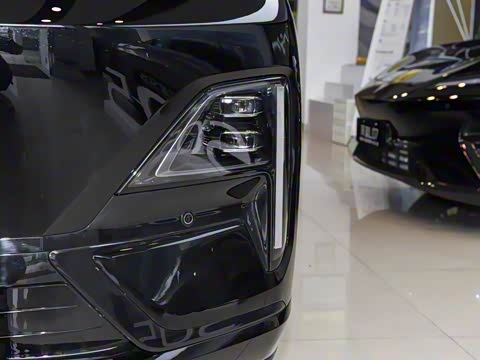 2025�� ����Ultra