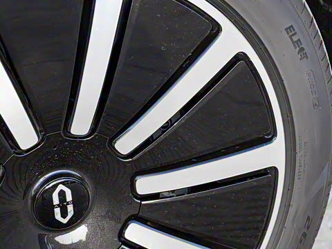 2025�� ���� Max�� 52kWh 6����