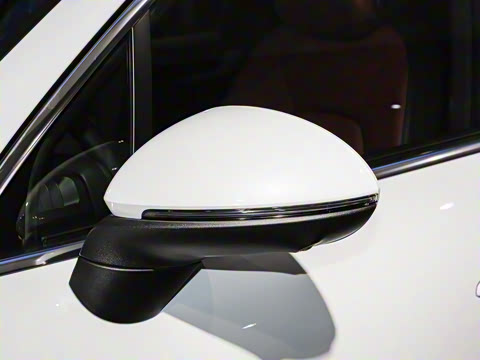 2025�� Cayenne S E-Hybrid 3.0T