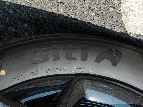 2025�� 501KM ����Pro��