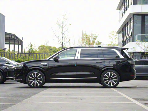 2025�� ���� Max�� 52kWh 6����