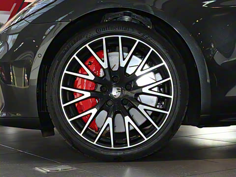 2024�� Panamera Turbo E-Hybrid 4.0T