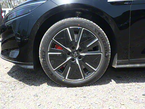 2025�� EV 701KM�����״��콢��