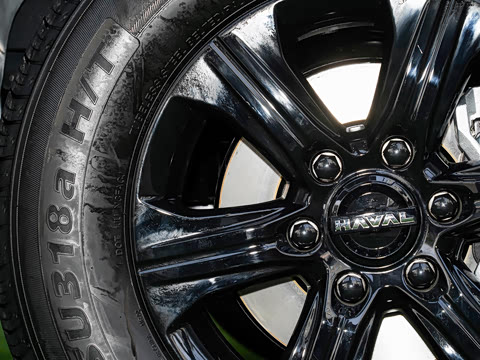 2025�� 2.0T�Զ�������Ӣ�� ����