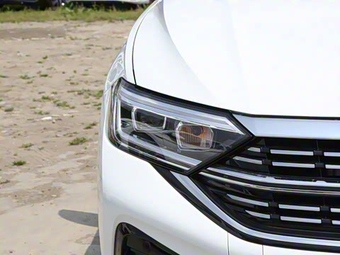 2025�� �Ŀ�� 300TSI DSG��Խ��