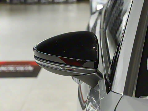 2025�� Avant 45 TFSI ��̽�ռ�