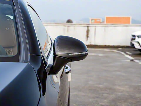 2025�� CLE 260 ���ܳ�