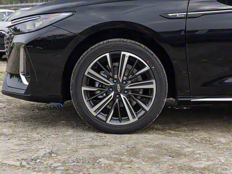 2025�� 1.6T DCT�