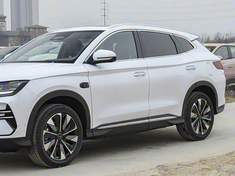 2025�� EV �Ǽݰ� 520km ������