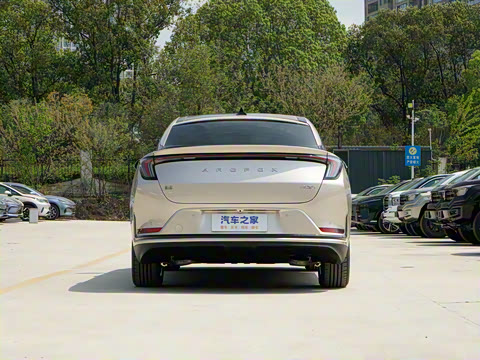 2025�� 735MAX 175kW