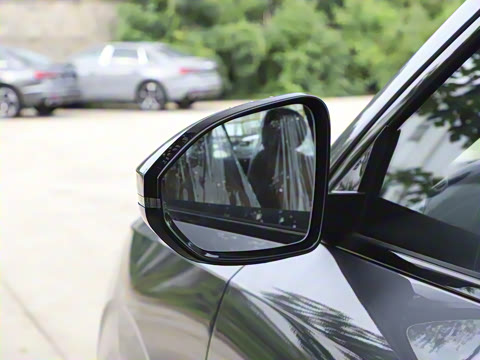 2025�� 636Ultra���Ȱ� 5��