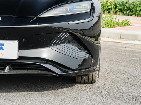 2025�� 650�Ǻ���