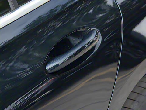 2025�� �Ŀ� C 260 L �˶���