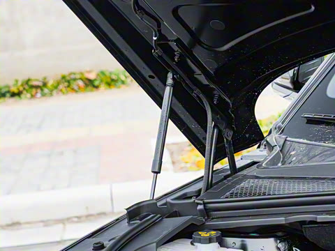 2025�� EV �Ǽݰ� 605km �콢��