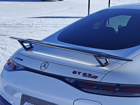 2025�� 63 S E Performance