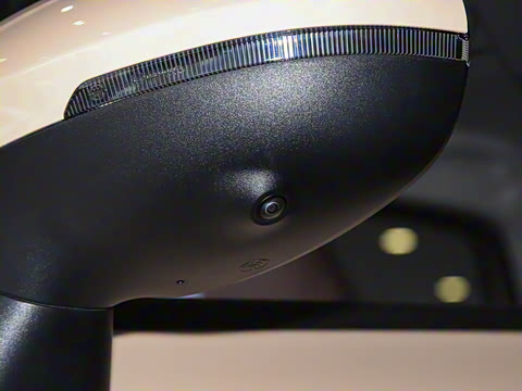 2025�� Mate 300km̤�˰�