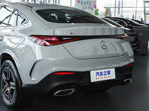 2025�� GLC 260 4MATIC ����SUV