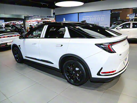 2023�� 735E+ ɭ�ְ�PRO 160kW