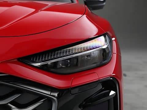 2026�� TFSI quattro 150kW �׷�������