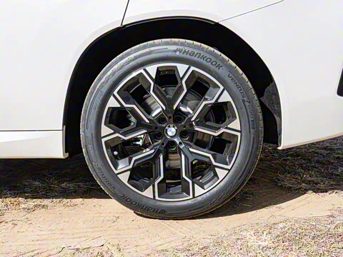 2025�� xDrive30L ������ M�˶���װ