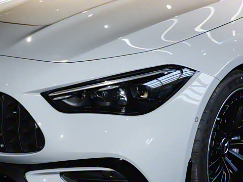 2025�� AMG CLE 53 4MATIC+ ���ܳ�