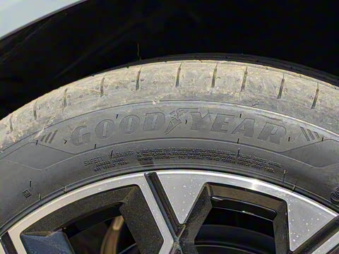 2025�� xDrive30L ������ M�˶���װ