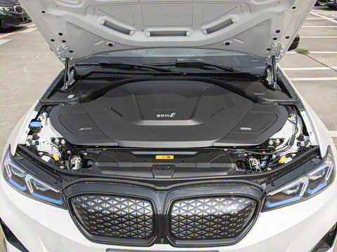 2025�� eDrive 40 L ��ҹ�˶���װ